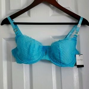 NWT Calvin Klein Balconette Bra Size 36 C